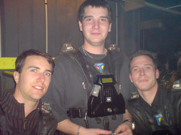 http://www.drakemaster.net/images/irl/laser5_010208.jpg